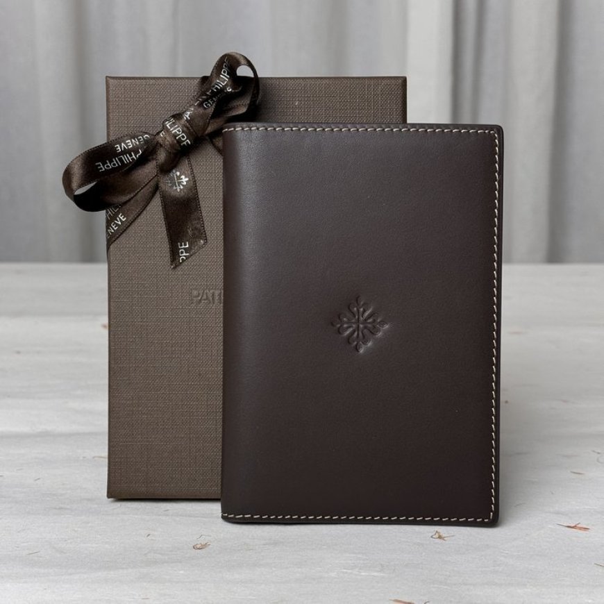 The Perfect Blend of Style and Practicality in Premium Leather Wallets