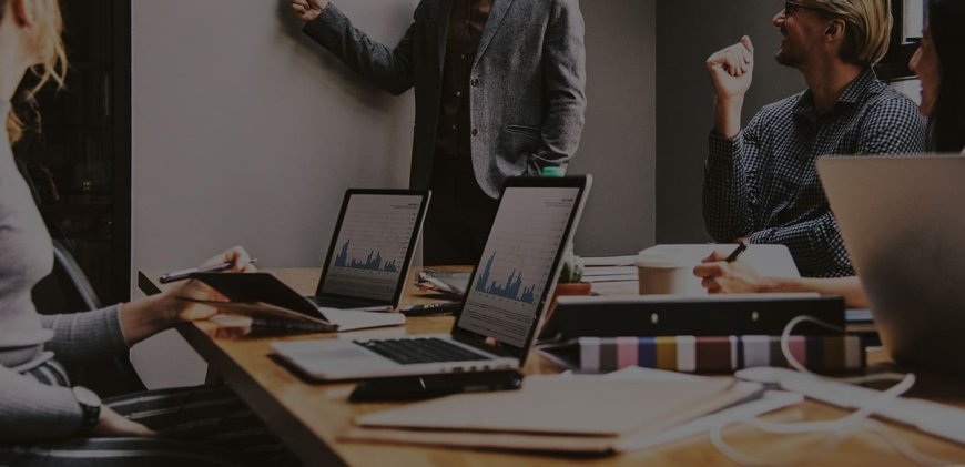 Navigating the UAE Business Landscape with BizNav