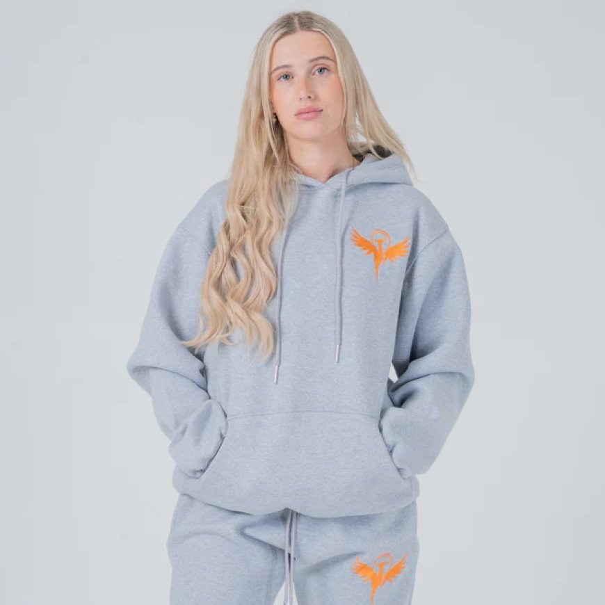Stylish Grey Sweatshirt Outfits for Everyday Comfort