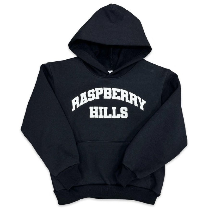 Raspberry Hills Clothing: A Fresh Voice in Contemporary Fashion