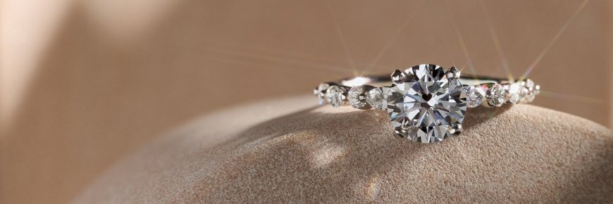 Diamond Earrings for Women – A Sparkle That Tells a Story