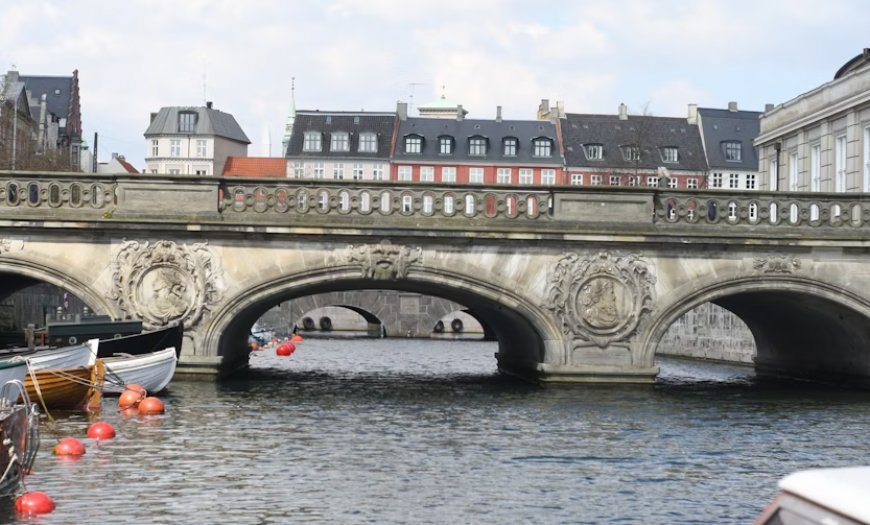 City Sightseeing in Amsterdam | Top Sights to See