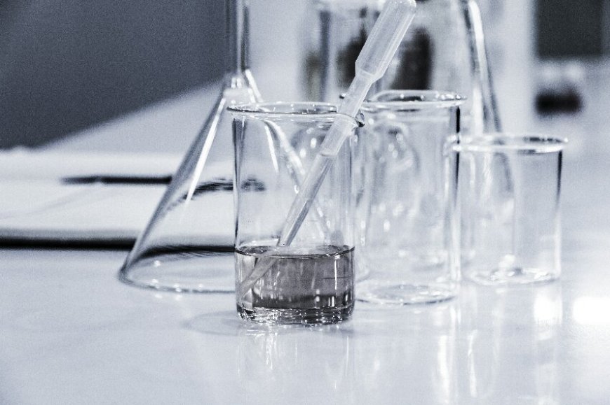 Bridging Biotech & Beauty: Advanced OEM/ODM Solutions