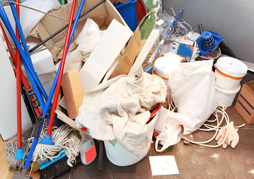 Hoarder Cleanouts: How to Tackle Overwhelming Spaces