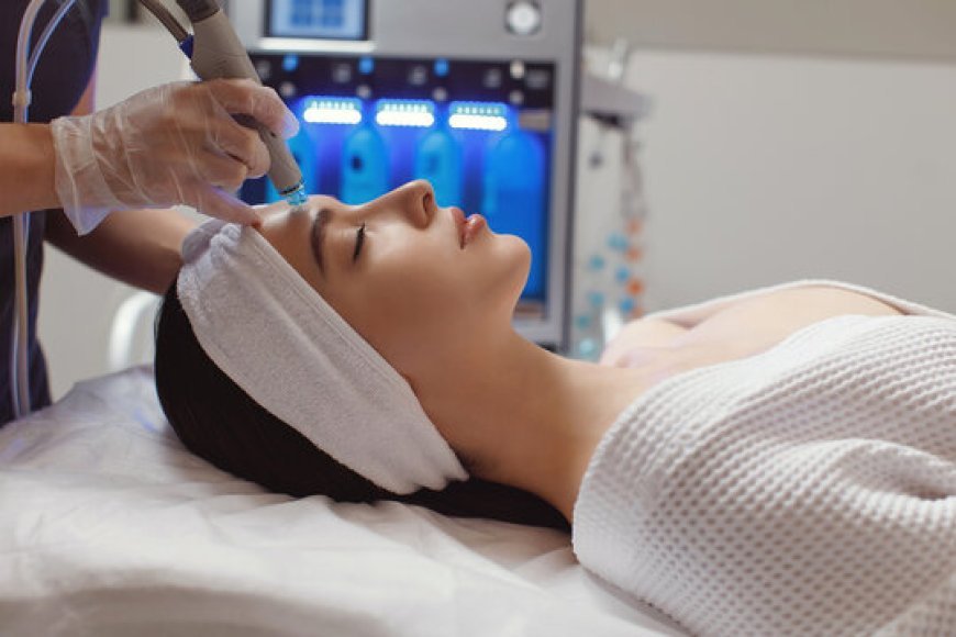 Which Facial Is Best for Glowing Skin? Hydrafacial vs. Others
